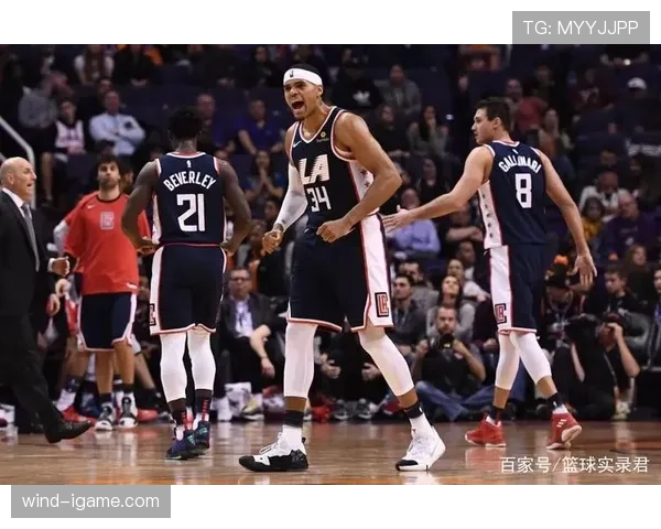 罗比洛杉矶得分表现惊艳，洛杉矶媒体盛赞新秀潜力