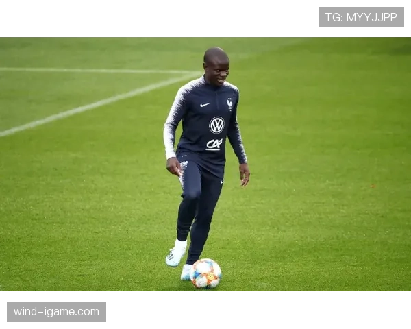 特温中场组织能力亮眼，新赛季剑指更高荣誉