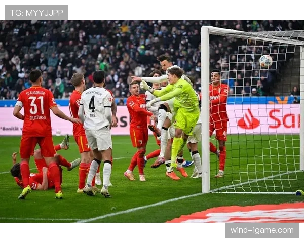 足球明星赛季表现亮眼，助攻与进球双双创佳绩